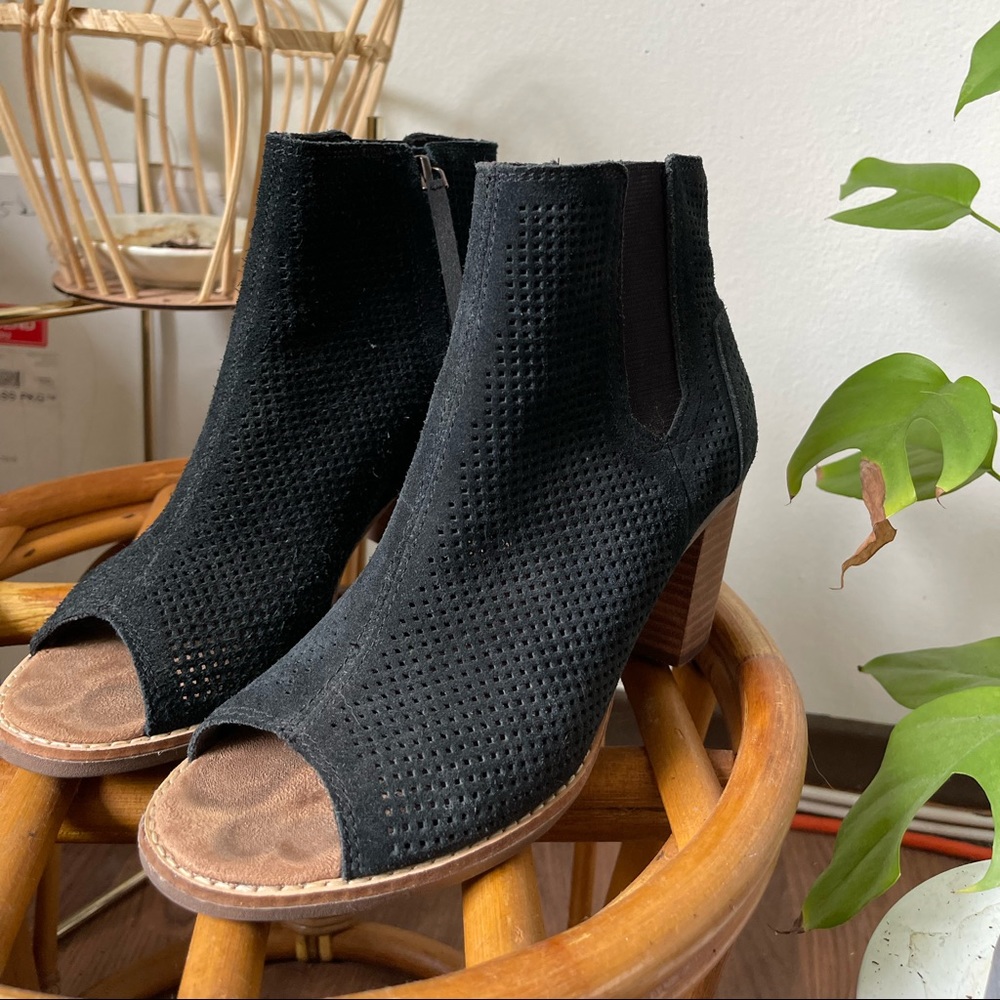Toms booties